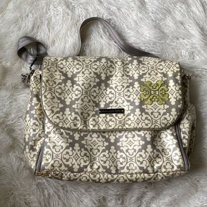 Petunia pickle‎ bottom diaper bag